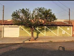 Título do anúncio: Casa com 3 dormitórios à venda, 152 m² por R$ 300.000,00 - Jardim América - Araraquara/SP