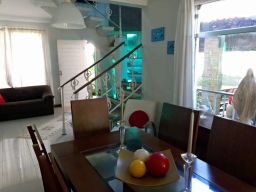 https://img.olx.com.br/thumbs256x256/82/828477704648982.jpg
