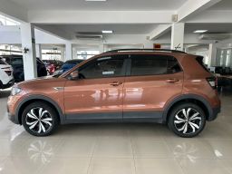 https://img.olx.com.br/thumbs256x256/82/828523645347820.jpg