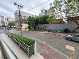 https://img.olx.com.br/thumbs256x256/82/828577527927274.jpg