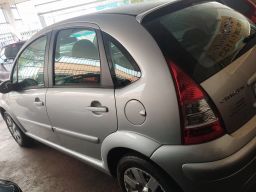 https://img.olx.com.br/thumbs256x256/82/829615213543623.jpg
