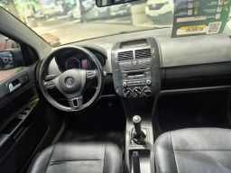 https://img.olx.com.br/thumbs256x256/82/829636560200818.jpg