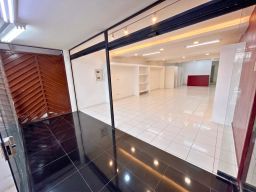 https://img.olx.com.br/thumbs256x256/82/829655664804998.jpg