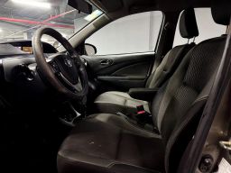 https://img.olx.com.br/thumbs256x256/82/829677190156275.jpg