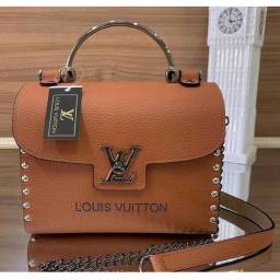 Título do anúncio: Bolsa Louis Vuitton luxo com lateral em madeira