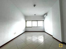https://img.olx.com.br/thumbs256x256/83/830572644017062.jpg