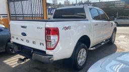 https://img.olx.com.br/thumbs256x256/83/830609557669821.jpg