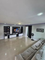 https://img.olx.com.br/thumbs256x256/83/831549642478331.jpg