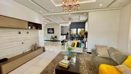 https://img.olx.com.br/thumbs256x256/83/831578642974070.jpg