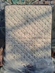 https://img.olx.com.br/thumbs256x256/83/831648573598552.jpg