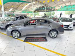https://img.olx.com.br/thumbs256x256/83/831698523272146.jpg