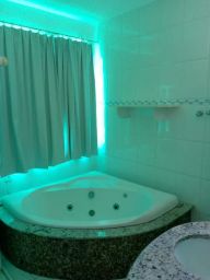 https://img.olx.com.br/thumbs256x256/83/832433347283597.jpg