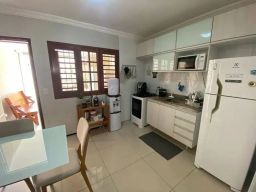 https://img.olx.com.br/thumbs256x256/83/832519284049088.jpg
