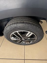 https://img.olx.com.br/thumbs256x256/83/832689572777368.jpg