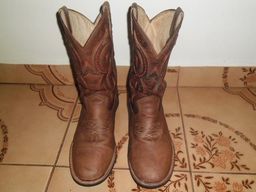 bota strut masculina