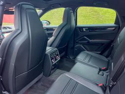 https://img.olx.com.br/thumbs256x256/83/833526883595823.jpg