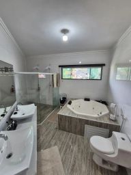 https://img.olx.com.br/thumbs256x256/83/833536165171954.jpg