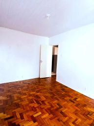 https://img.olx.com.br/thumbs256x256/83/833568162226188.jpg