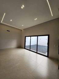 https://img.olx.com.br/thumbs256x256/83/833587166562304.jpg