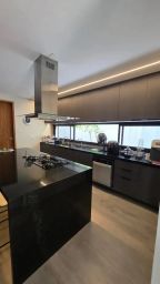https://img.olx.com.br/thumbs256x256/83/833626192711756.jpg