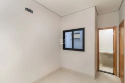 https://img.olx.com.br/thumbs256x256/83/834510520668331.jpg