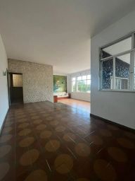 https://img.olx.com.br/thumbs256x256/83/834510872834811.jpg