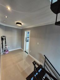 https://img.olx.com.br/thumbs256x256/83/834511524289386.jpg