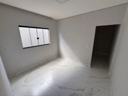 https://img.olx.com.br/thumbs256x256/83/835419581417205.jpg