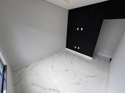 https://img.olx.com.br/thumbs256x256/83/835482826096268.jpg