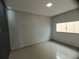 https://img.olx.com.br/thumbs256x256/83/835519390928872.jpg