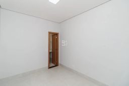 https://img.olx.com.br/thumbs256x256/83/835548882836526.jpg
