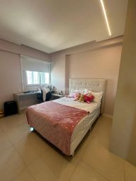 https://img.olx.com.br/thumbs256x256/83/835554408012981.jpg