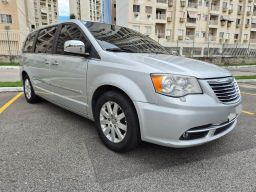 https://img.olx.com.br/thumbs256x256/83/835562648983399.jpg