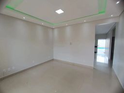 https://img.olx.com.br/thumbs256x256/83/835572755555976.jpg