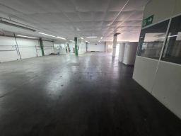 https://img.olx.com.br/thumbs256x256/83/835679557600458.jpg