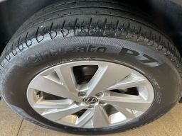 https://img.olx.com.br/thumbs256x256/83/836516399337403.jpg