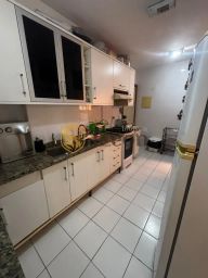 https://img.olx.com.br/thumbs256x256/83/836530523504144.jpg