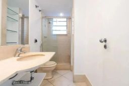 https://img.olx.com.br/thumbs256x256/83/836562406111083.jpg