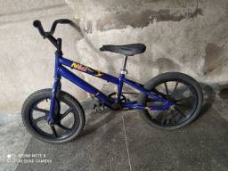 Título do anúncio: Bicicleta infantil aro 16 à venda