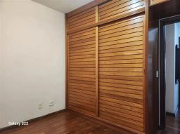 https://img.olx.com.br/thumbs256x256/83/838571406926477.jpg
