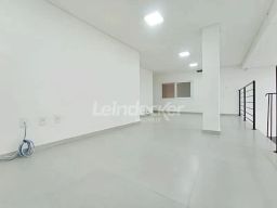 https://img.olx.com.br/thumbs256x256/83/838589763787282.jpg