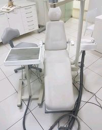 Título do anúncio: Cadeira odontologica e compressor 