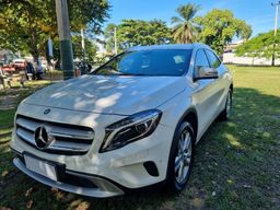 Título do anúncio: Mercedes GLA-200 2016 Nova<br>