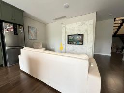 https://img.olx.com.br/thumbs256x256/83/839540408785300.jpg