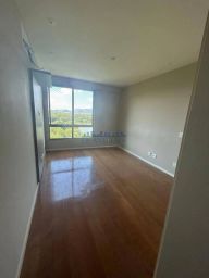 https://img.olx.com.br/thumbs256x256/83/839553404760002.jpg