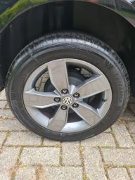 https://img.olx.com.br/thumbs256x256/83/839560248923464.jpg