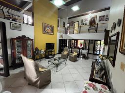 https://img.olx.com.br/thumbs256x256/84/840500166376311.jpg