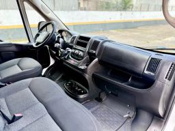 https://img.olx.com.br/thumbs256x256/84/841621766915919.jpg