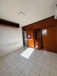 https://img.olx.com.br/thumbs256x256/84/842545404295720.jpg