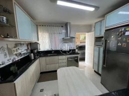 https://img.olx.com.br/thumbs256x256/84/842595644255153.jpg